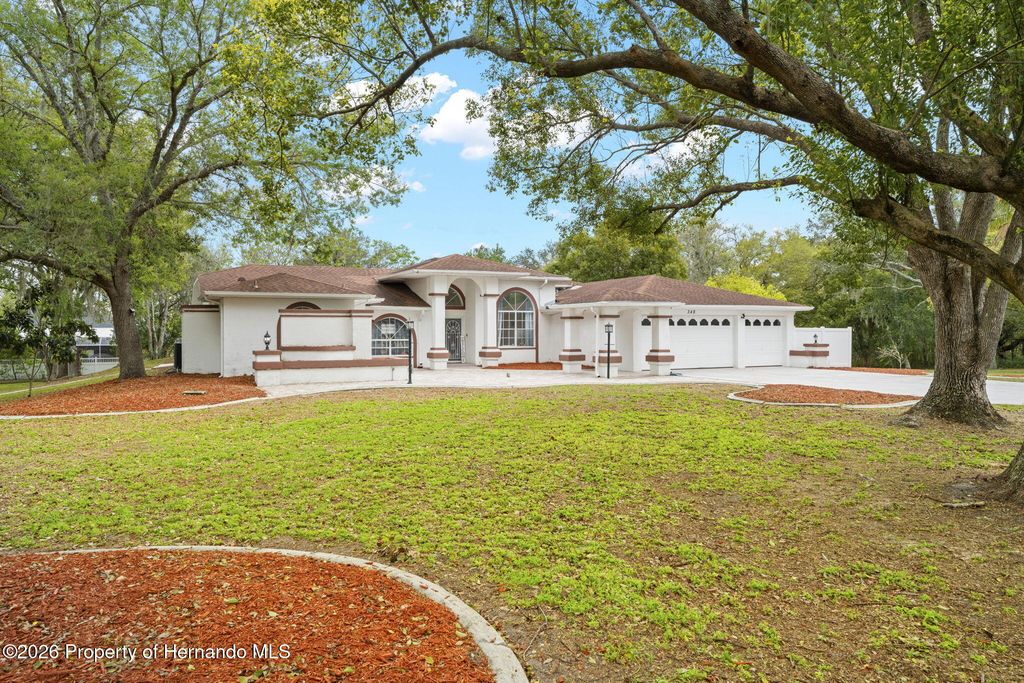 348 Florian Way, Spring Hill, FL 34609