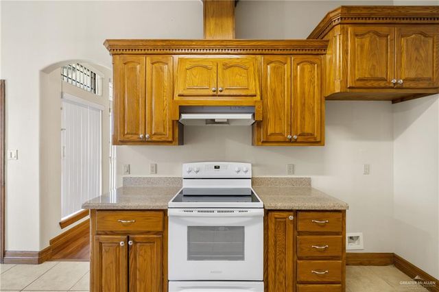 801 New Orleans Circle, Pharr, TX 78577