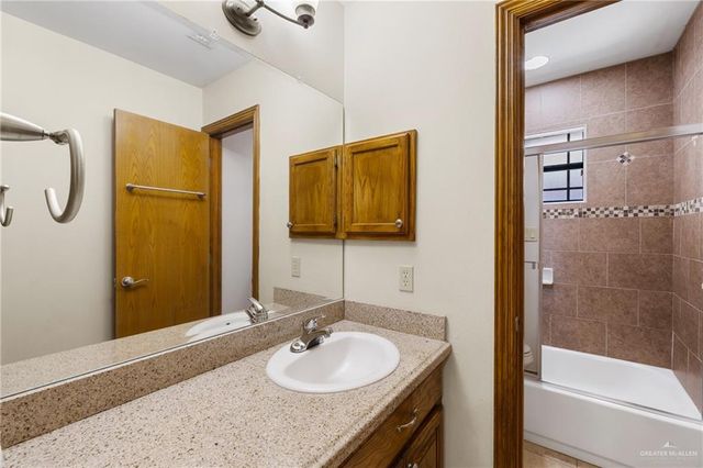 801 New Orleans Circle, Pharr, TX 78577