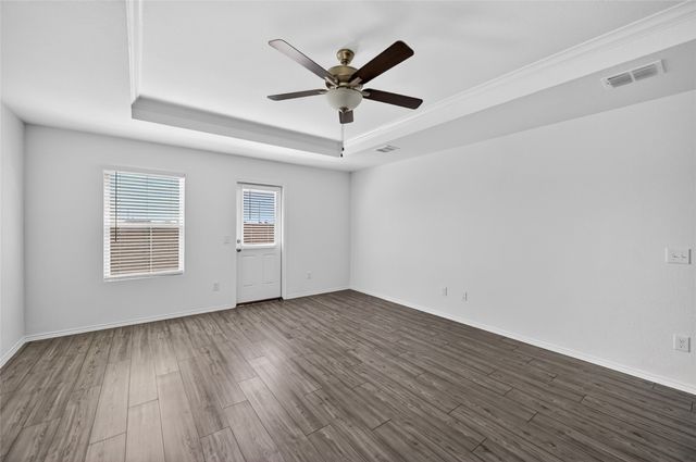 4417 Benham Drive, Fort Worth, TX 76036