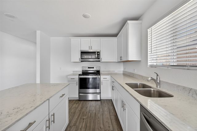 4417 Benham Drive, Fort Worth, TX 76036