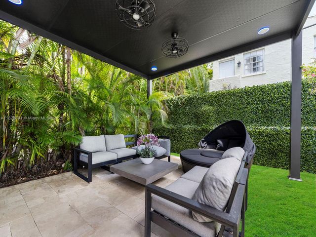 1117 Alberca St, Coral Gables, FL 33134