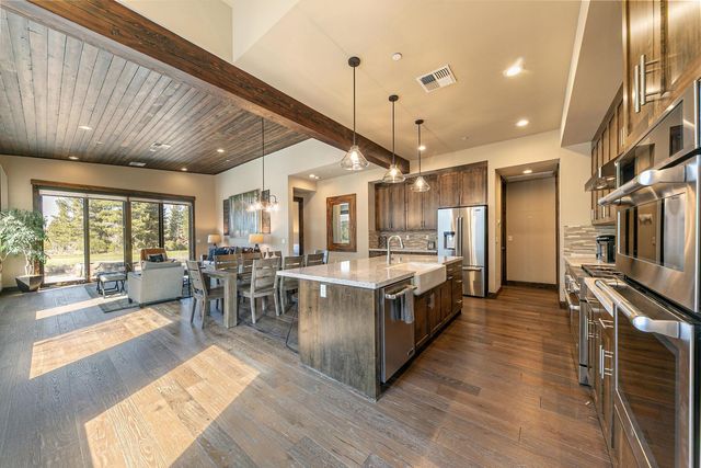 10113 Corrie Court, Truckee, CA 96161