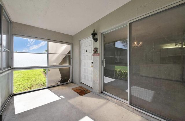 3527 La Palmas Court A-1, Greenacres, FL 33463