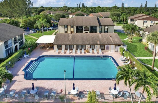 3527 La Palmas Court A-1, Greenacres, FL 33463