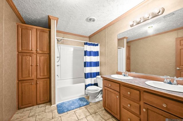 9550 Comite Dr, Baker, LA 70714