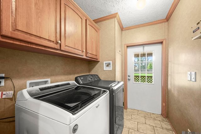 9550 Comite Dr, Baker, LA 70714