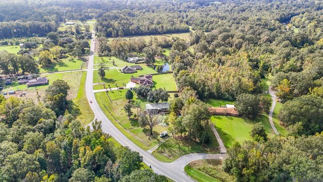 9550 Comite Dr, Baker, LA 70714