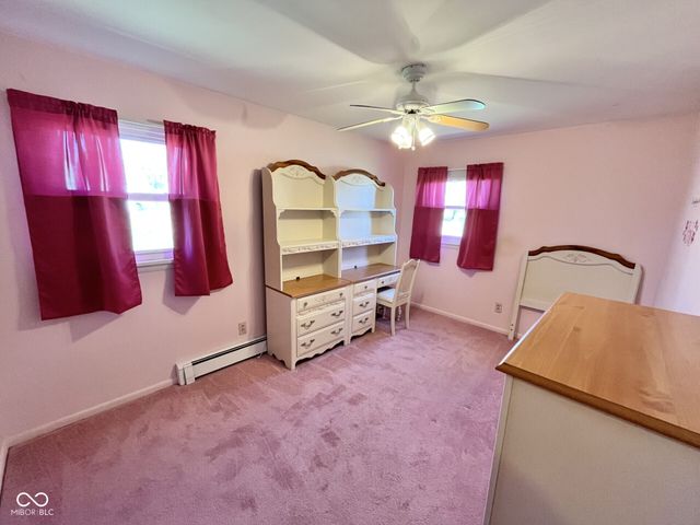 928 S Walnut Street, Seymour, IN 47274