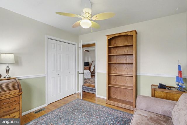 60 FAIRWAY DR, Etters, PA 17319