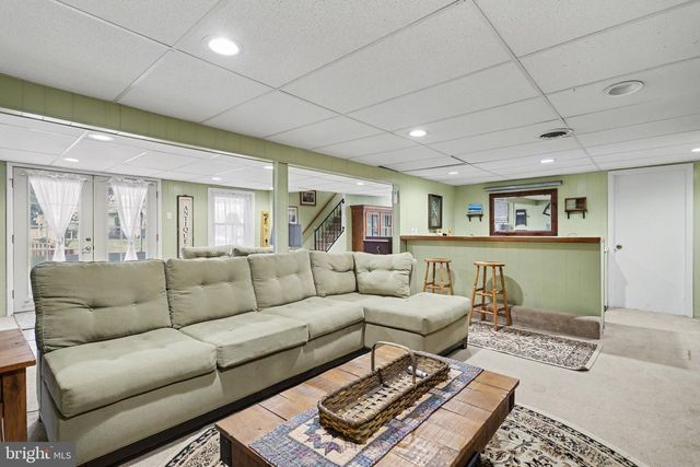 60 FAIRWAY DR, Etters, PA 17319