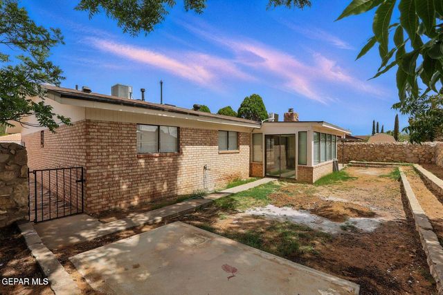 11273 IVANHOE Drive, El Paso, TX 79936