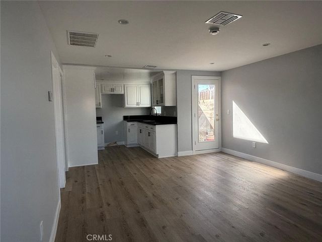 10603 S Osage, Inglewood, CA 90304