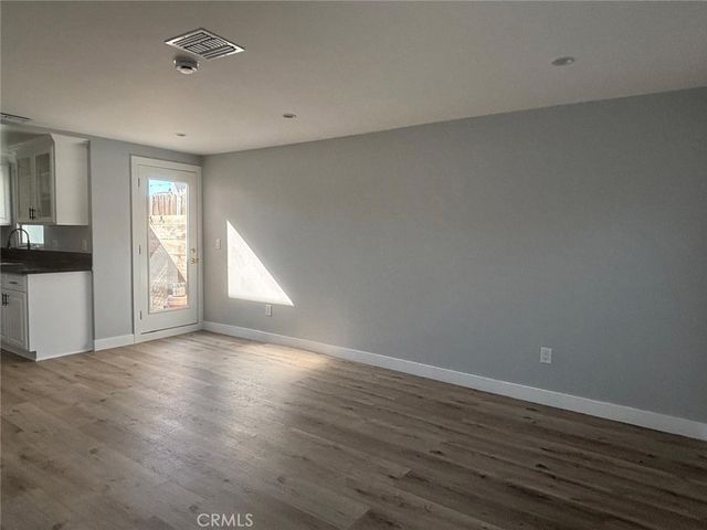 10603 S Osage, Inglewood, CA 90304