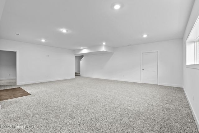 4644 Red Tail Ridge, Jeffersonville, IN 47130