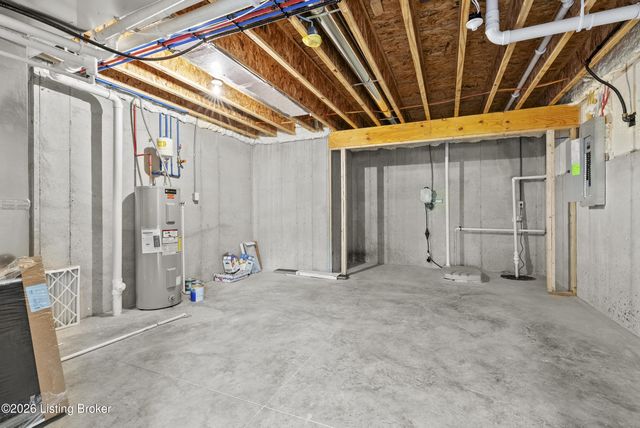 4644 Red Tail Ridge, Jeffersonville, IN 47130