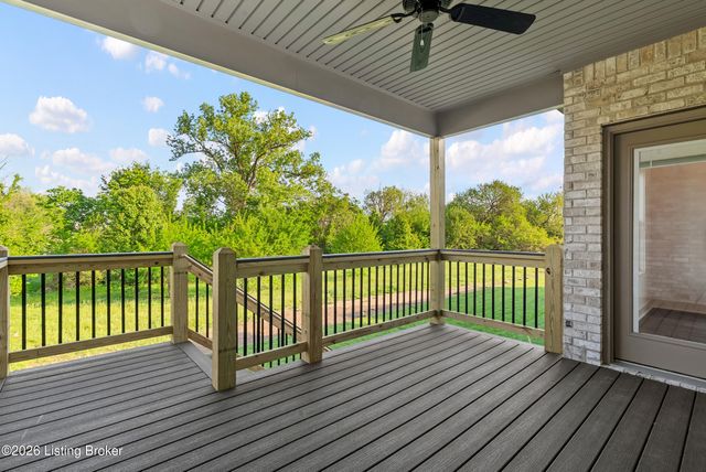 4644 Red Tail Ridge, Jeffersonville, IN 47130