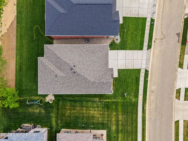 4644 Red Tail Ridge, Jeffersonville, IN 47130
