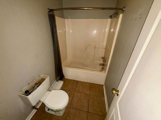 1523 Verna St, Houma, LA 70364