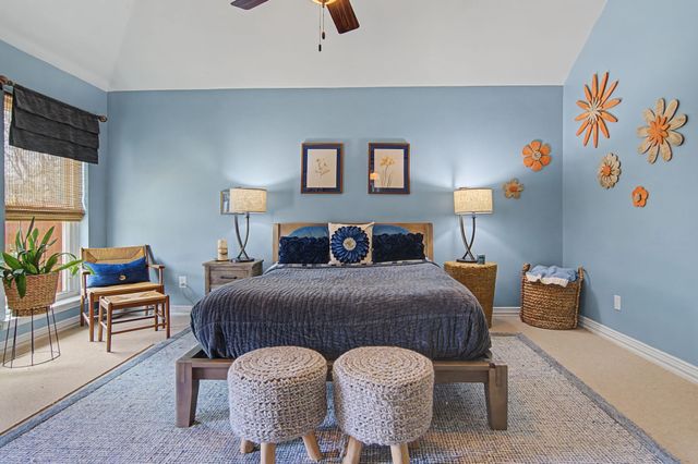 2709 Park Avenue, Bedford, TX 76021