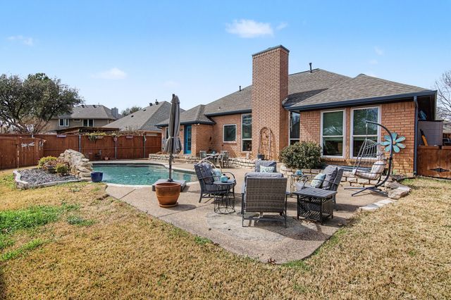 2709 Park Avenue, Bedford, TX 76021