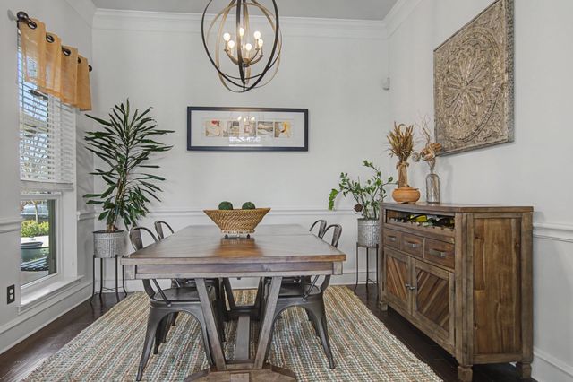 2709 Park Avenue, Bedford, TX 76021