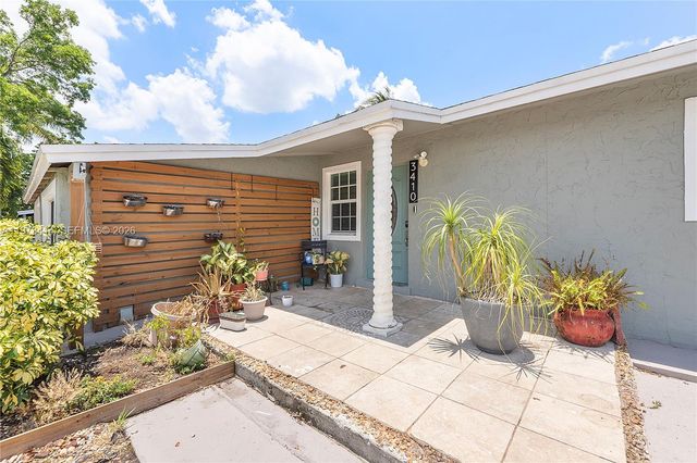 3410 N 72nd Ter, Hollywood, FL 33024