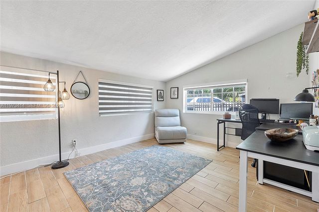 3410 N 72nd Ter, Hollywood, FL 33024