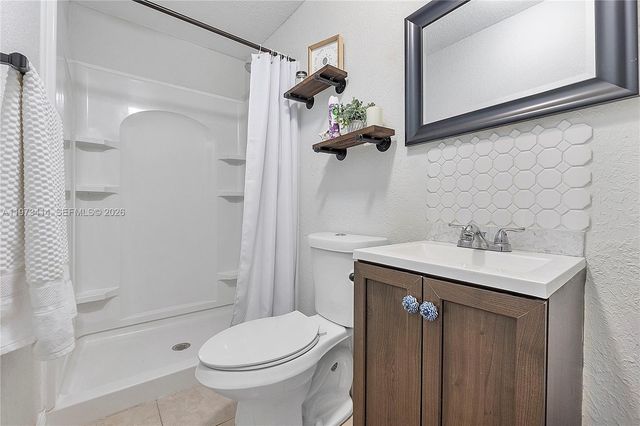 3410 N 72nd Ter, Hollywood, FL 33024