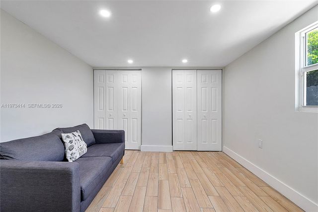 3410 N 72nd Ter, Hollywood, FL 33024