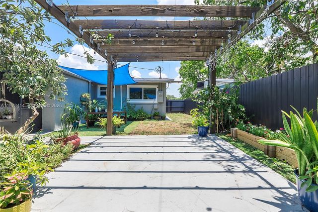 3410 N 72nd Ter, Hollywood, FL 33024