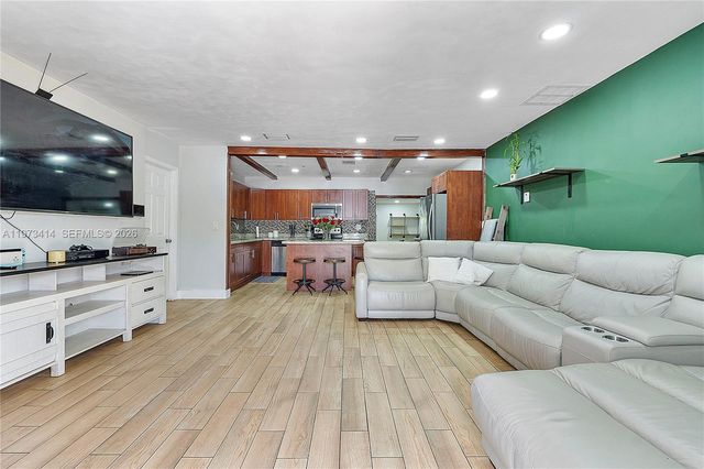 3410 N 72nd Ter, Hollywood, FL 33024