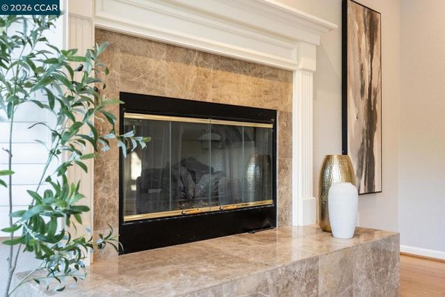 5408 5408 Oakstone Ct, Concord, CA 94521