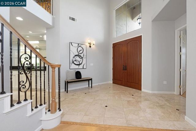 5408 5408 Oakstone Ct, Concord, CA 94521