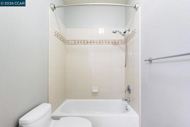 5408 5408 Oakstone Ct, Concord, CA 94521