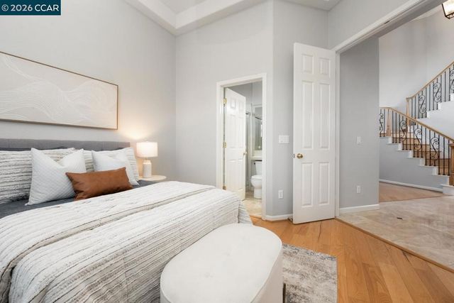 5408 5408 Oakstone Ct, Concord, CA 94521