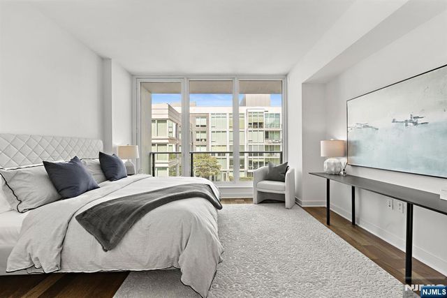 1200 Ave At Port Imperial 503, Weehawken, NJ 07086