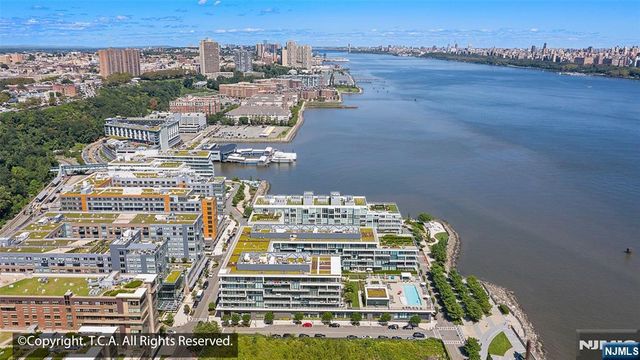 1200 Ave At Port Imperial 503, Weehawken, NJ 07086