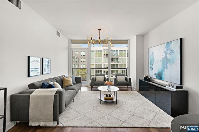 1200 Ave At Port Imperial 503, Weehawken, NJ 07086