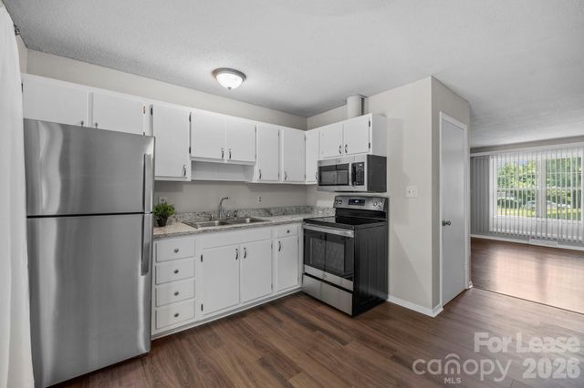 3315 Erskine Drive, Charlotte, NC 28205