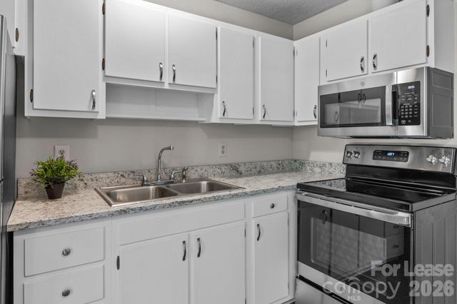 3315 Erskine Drive, Charlotte, NC 28205