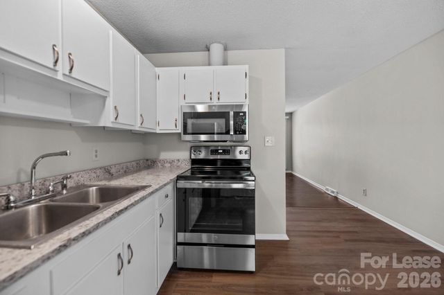 3315 Erskine Drive, Charlotte, NC 28205