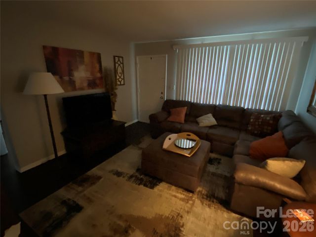 3315 Erskine Drive, Charlotte, NC 28205