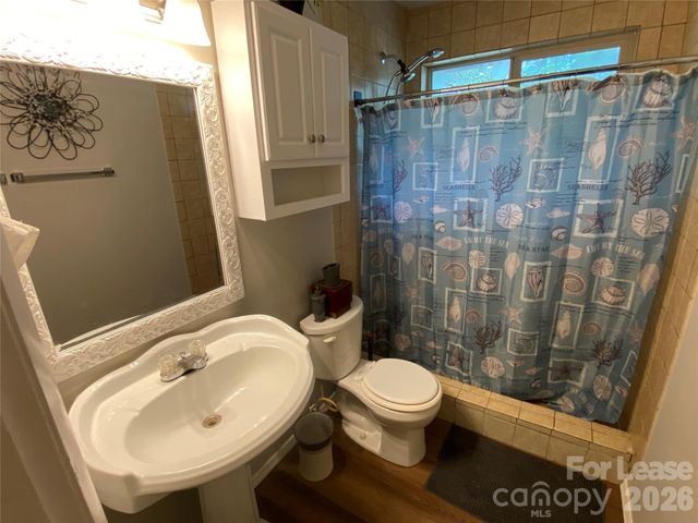 3315 Erskine Drive, Charlotte, NC 28205