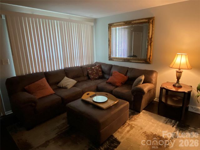 3315 Erskine Drive, Charlotte, NC 28205