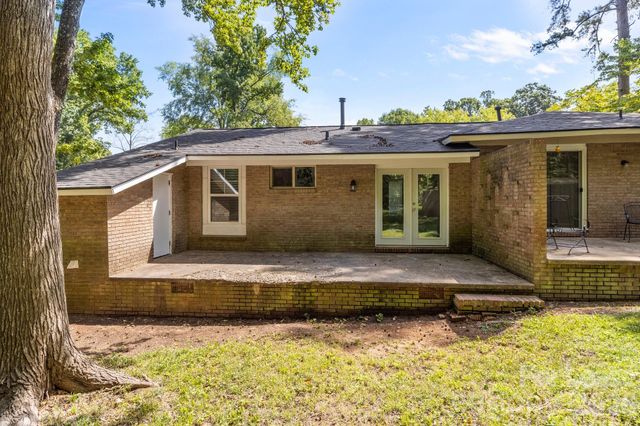 3315 Erskine Drive, Charlotte, NC 28205