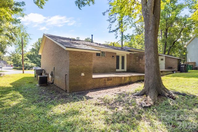 3315 Erskine Drive, Charlotte, NC 28205