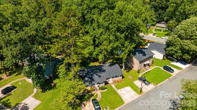 3315 Erskine Drive, Charlotte, NC 28205