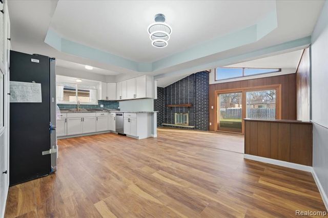 33164 Chatsworth Drive, Sterling Heights, MI 48312