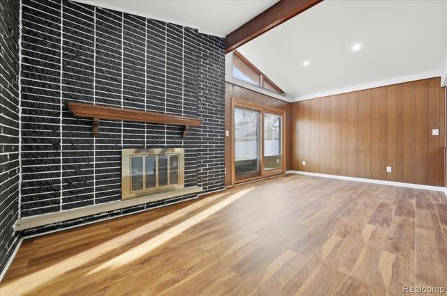 33164 Chatsworth Drive, Sterling Heights, MI 48312